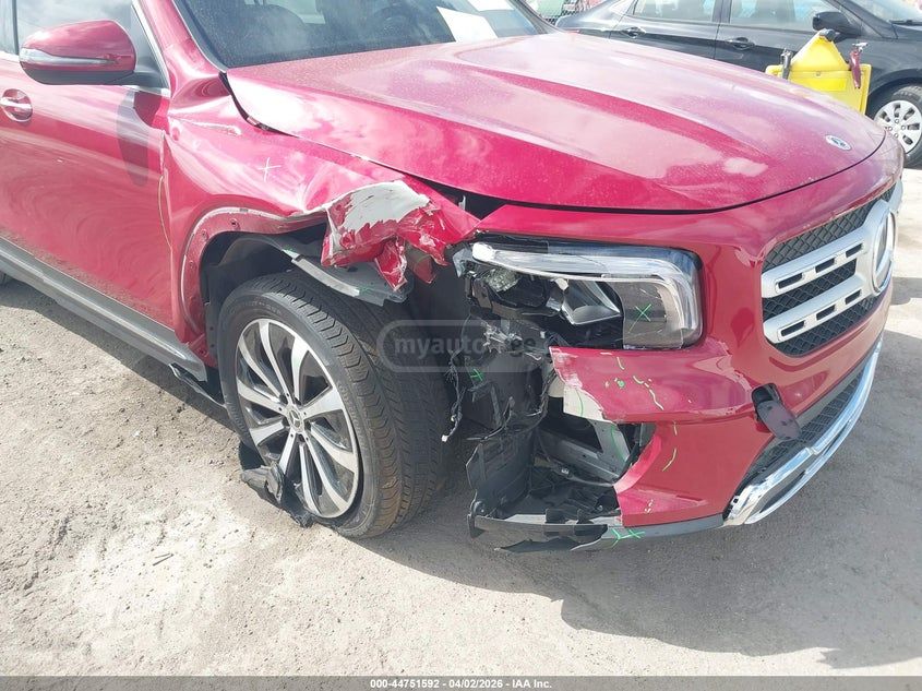 Mercedes-Benz GLB 250 - фото 6