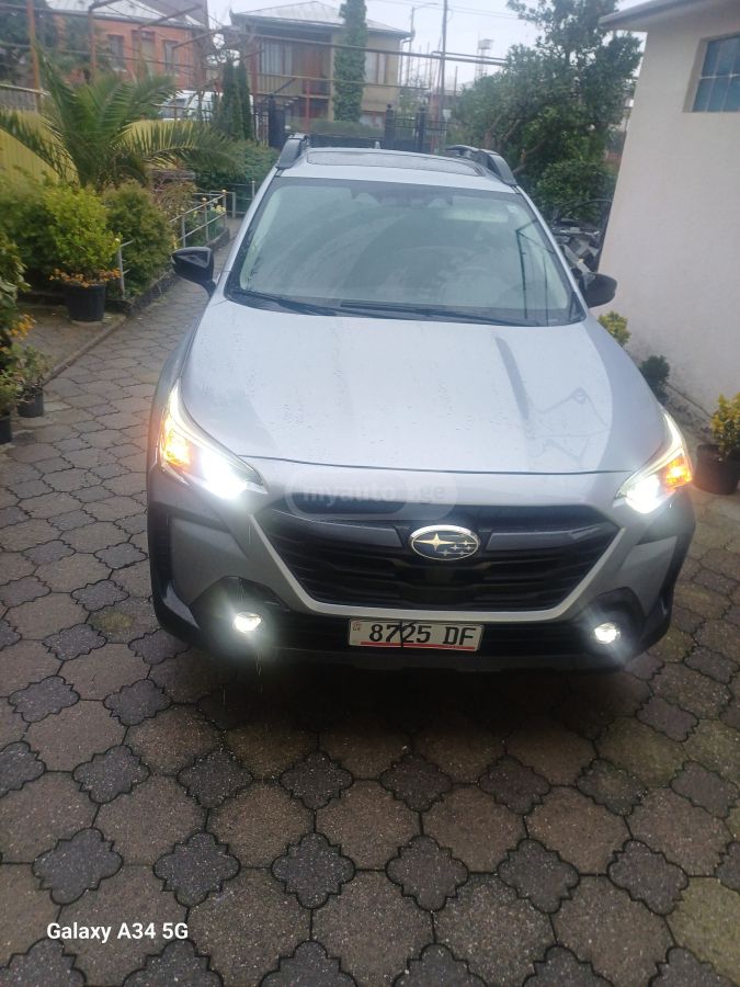 Subaru Onyx Edition XT 4dr All-Wheel — миниатюра 7