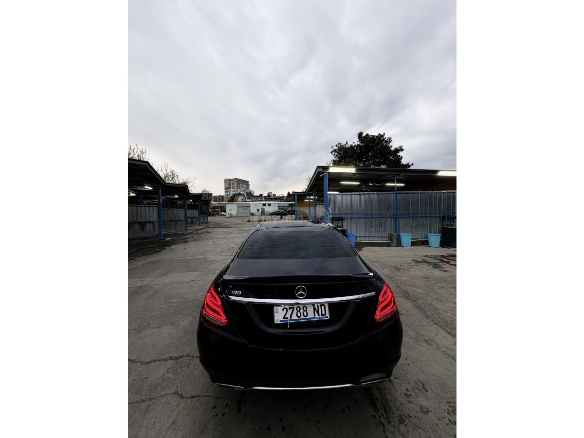 Mercedes-Benz C 300 - фото 10