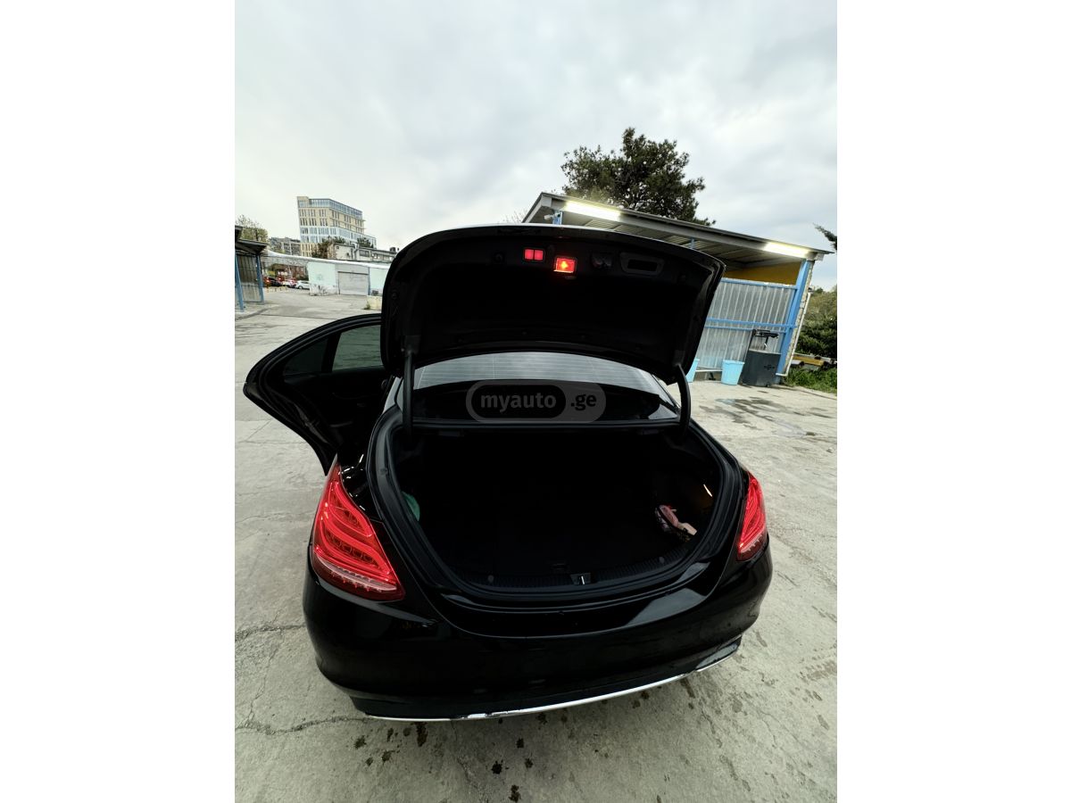 Mercedes-Benz C 300 - фото 6