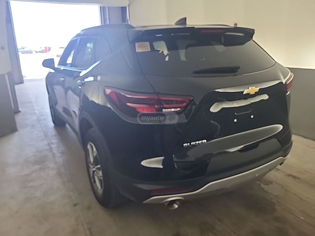 Chevrolet Blazer - фото 3