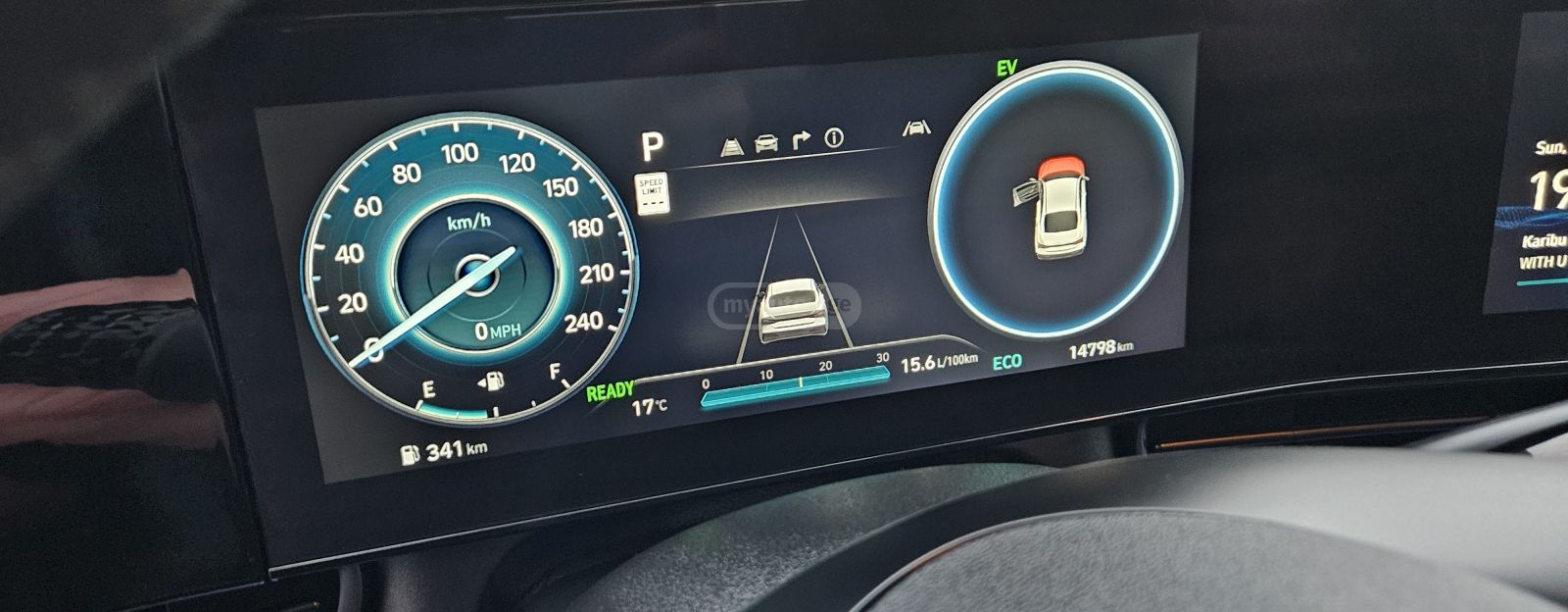 Hyundai Elantra SEL 2025 — миниатюра 7