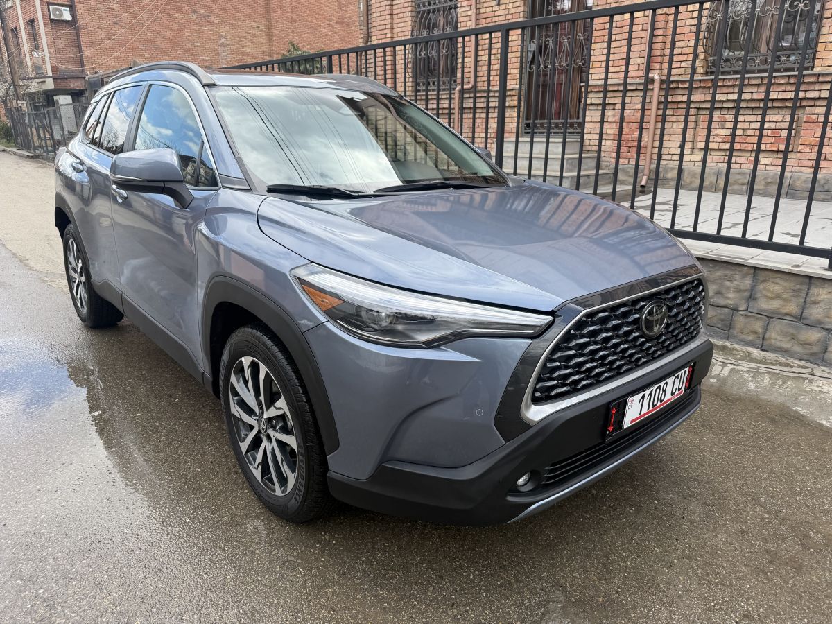 Toyota XLE — миниатюра 11