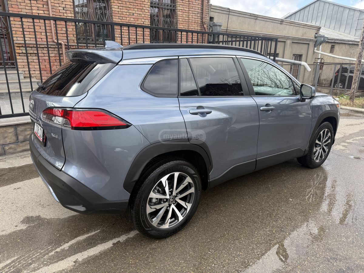 Toyota XLE — миниатюра 13