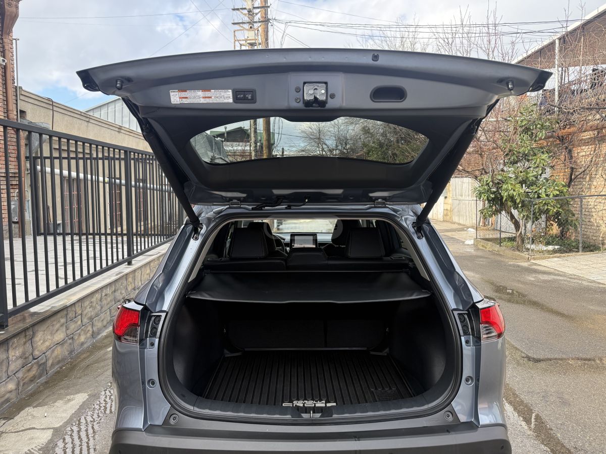 Toyota XLE — миниатюра 15