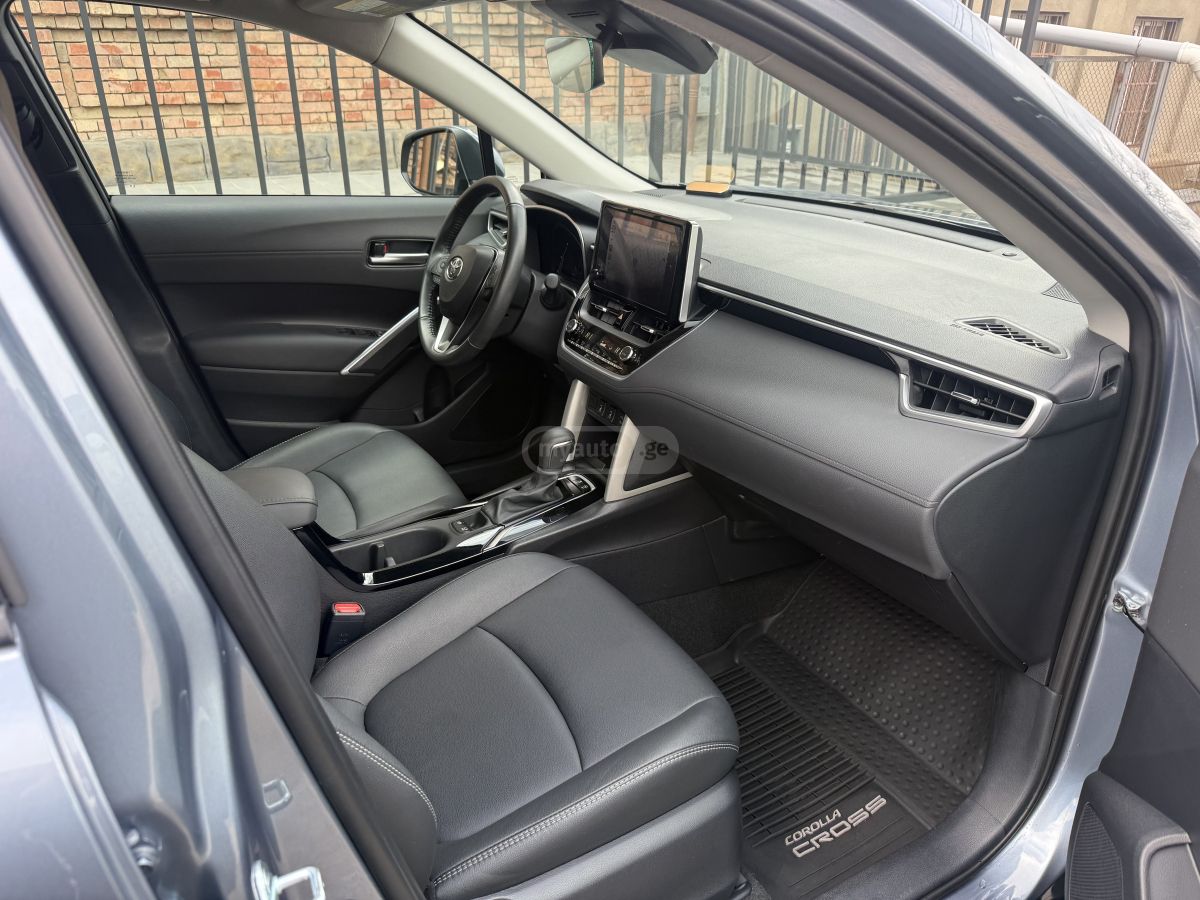 Toyota XLE — миниатюра 6