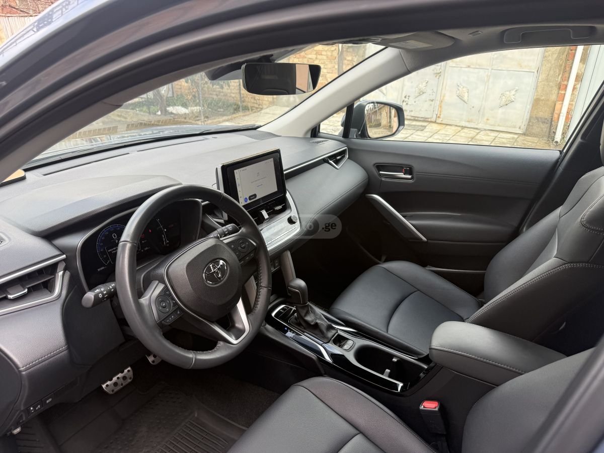 Toyota XLE — миниатюра 7