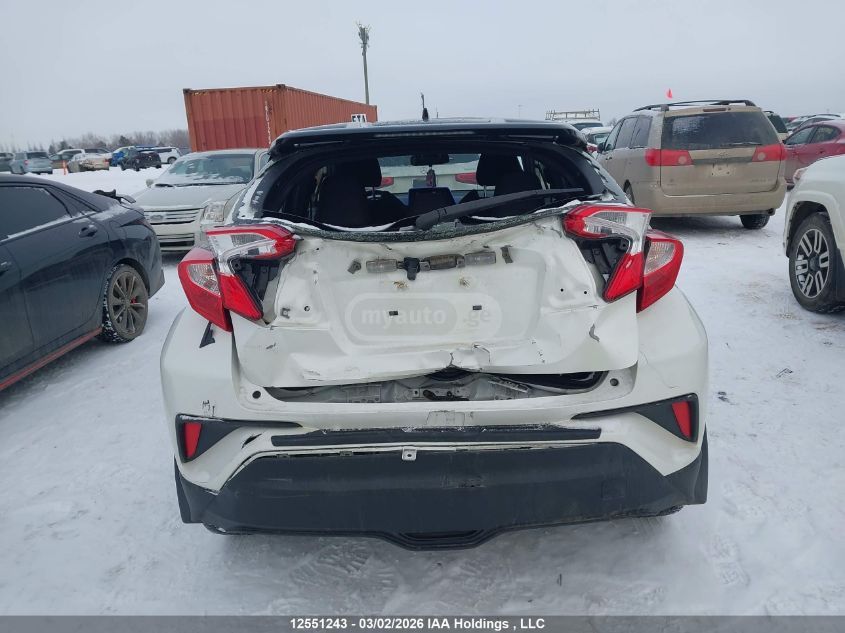 Toyota CHR - фото 6