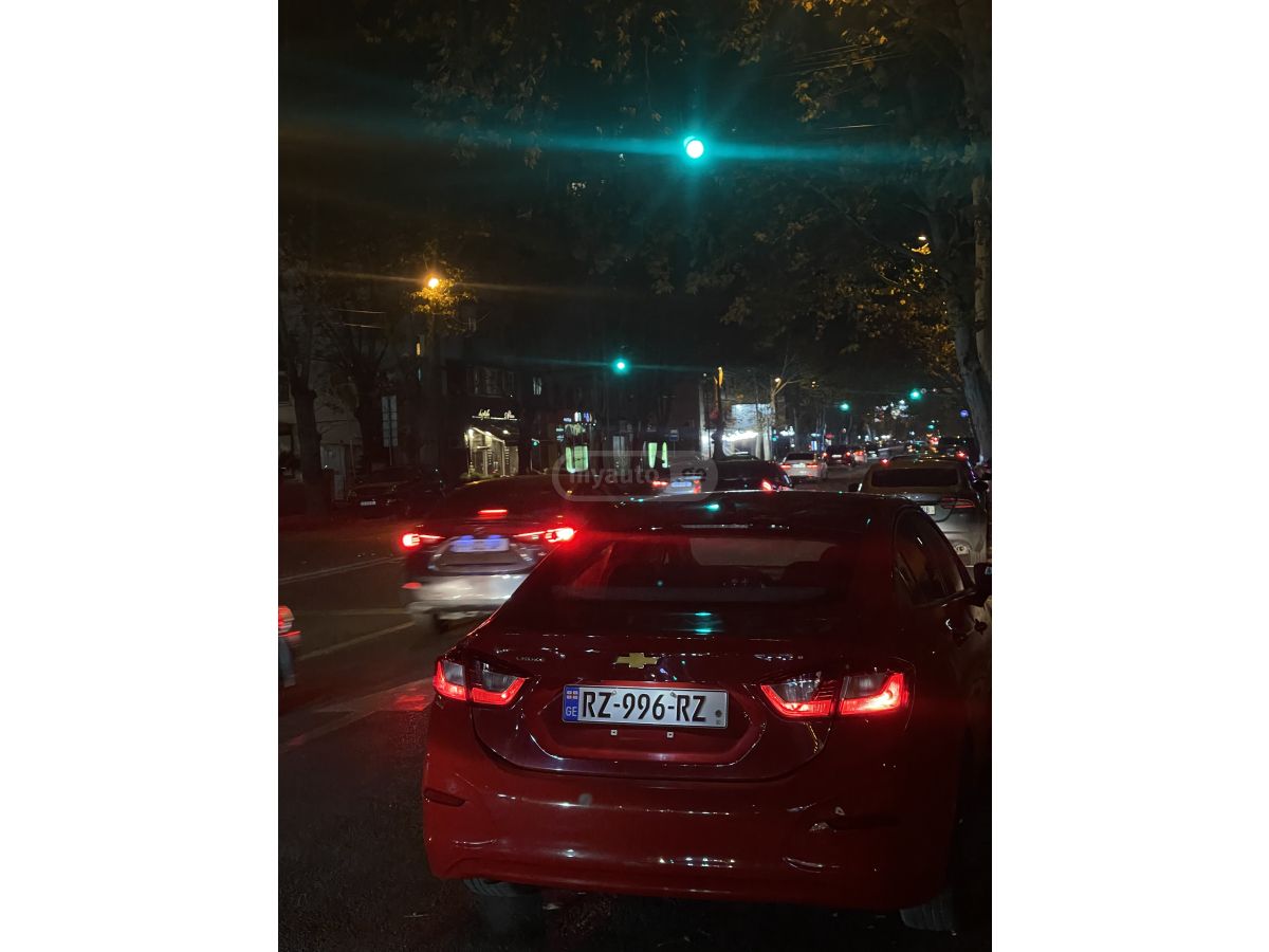 Chevrolet Cruze - фото 6
