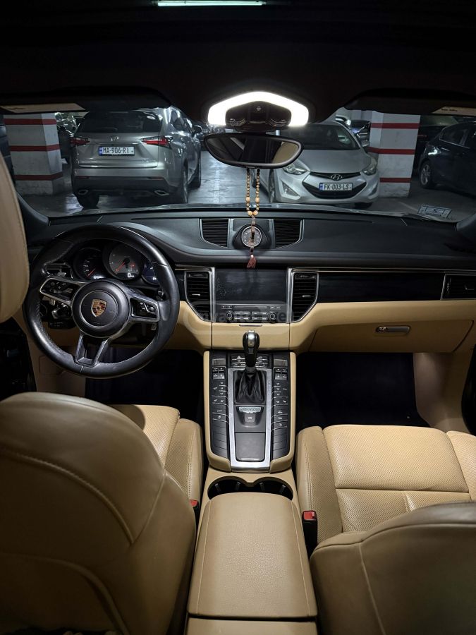 Porsche Macan - фото 1