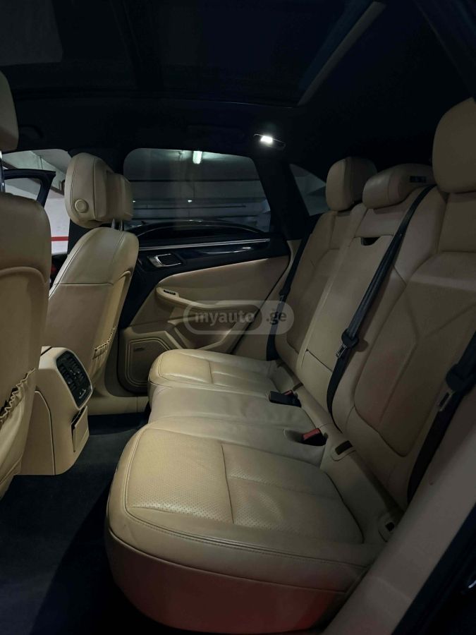 Porsche Macan - фото 9