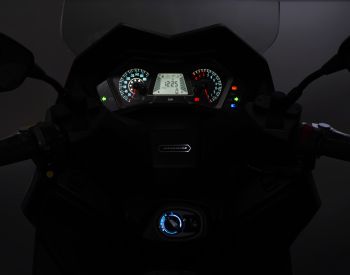 SYM E4 MAXSYM 400cc  