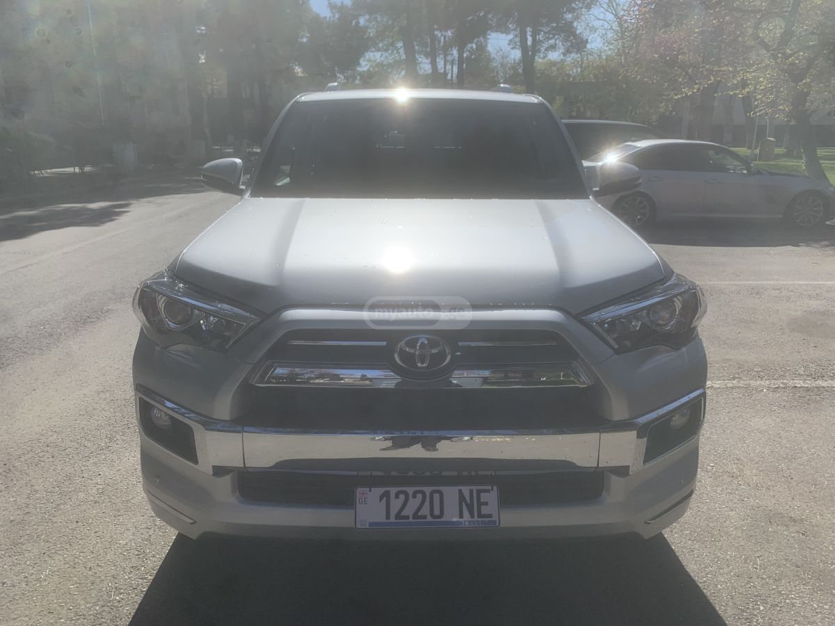 Toyota 4 Runner - фото 4