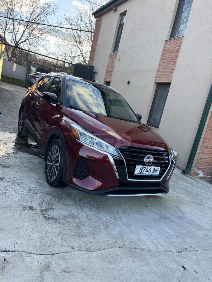 Nissan Kicks - фото 1