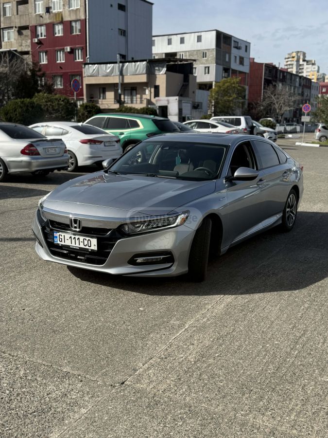 Honda Accord - фото 1