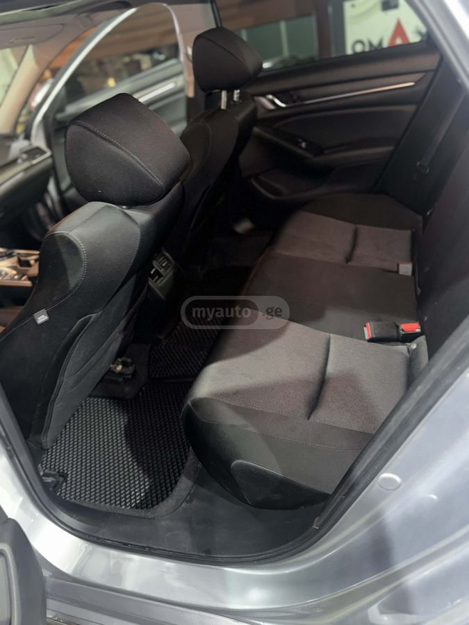 Honda Accord - фото 11