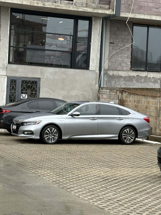 Honda Accord - фото 2