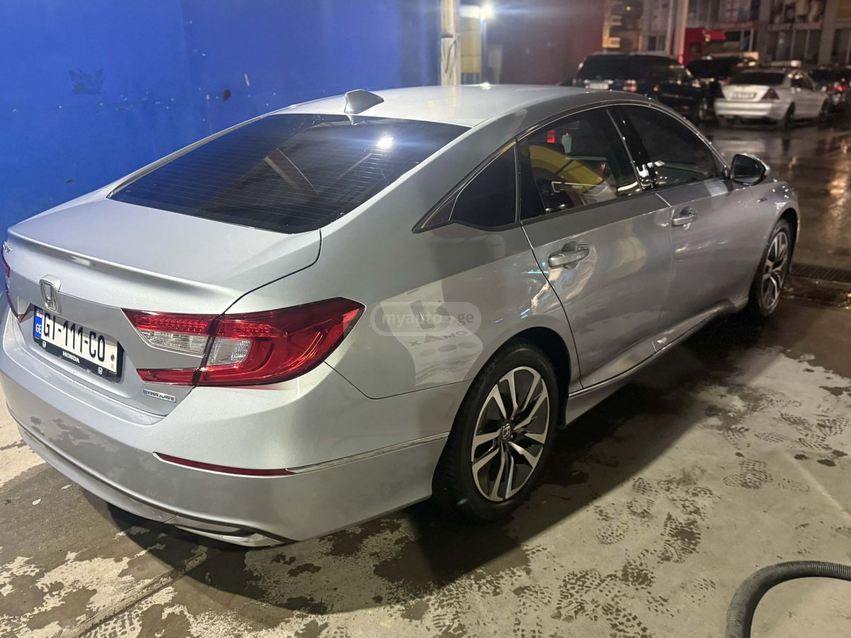 Honda Accord - фото 5