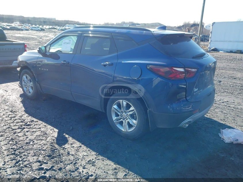 Chevrolet Blazer 2022 — миниатюра 3