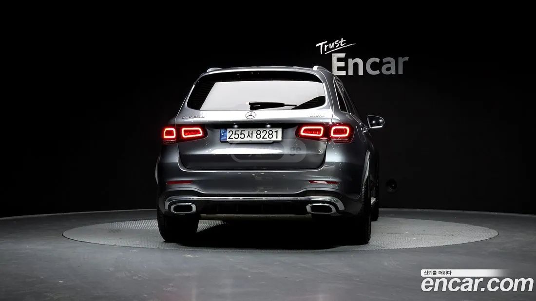 Mercedes-Benz GLC 63 AMG 2022 — миниатюра 4