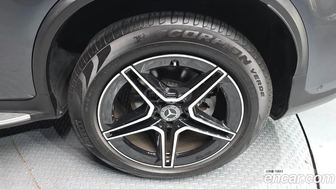 Mercedes-Benz GLC 63 AMG 2022 — миниатюра 5