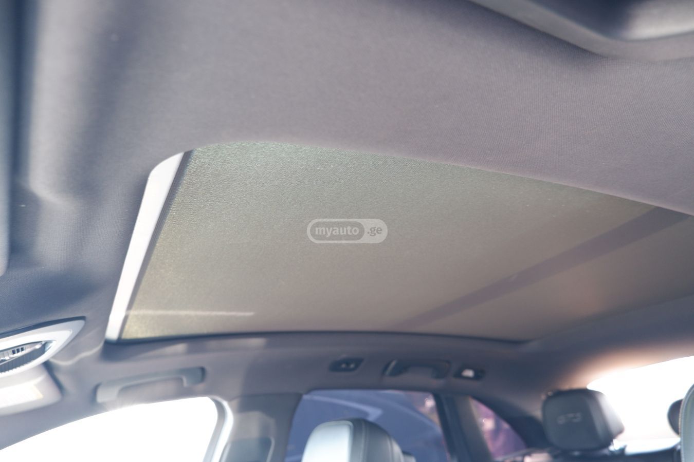 Porsche Macan - фото 13