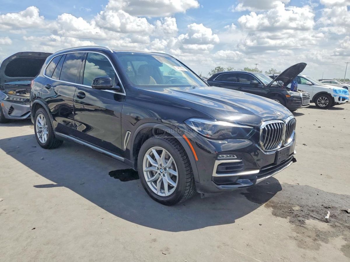 BMW X5 - фото 4
