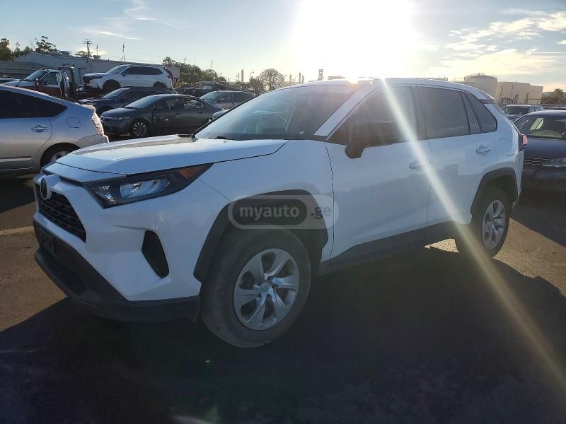 Toyota RAV 4 - фото 1