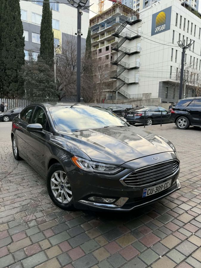 Ford Fusion - фото 3