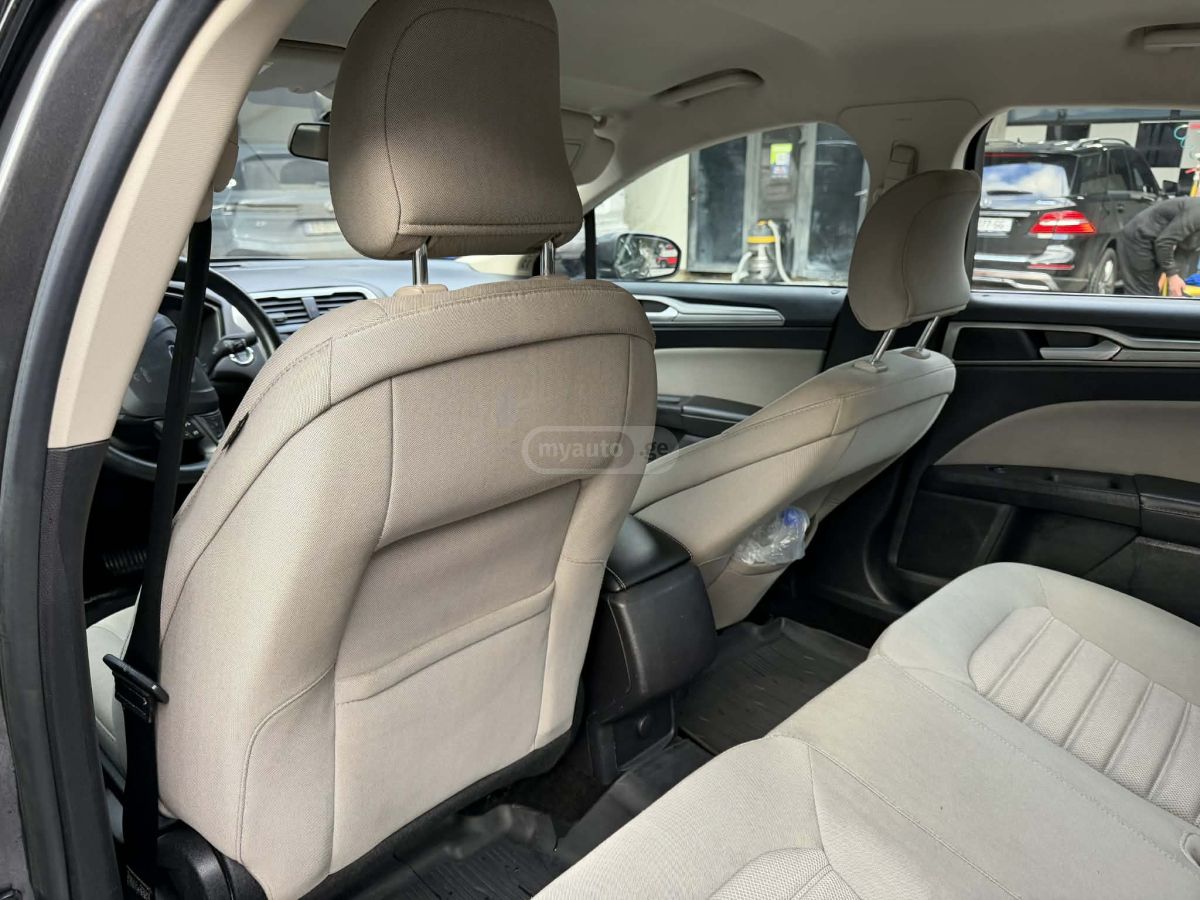 Ford Fusion - фото 6