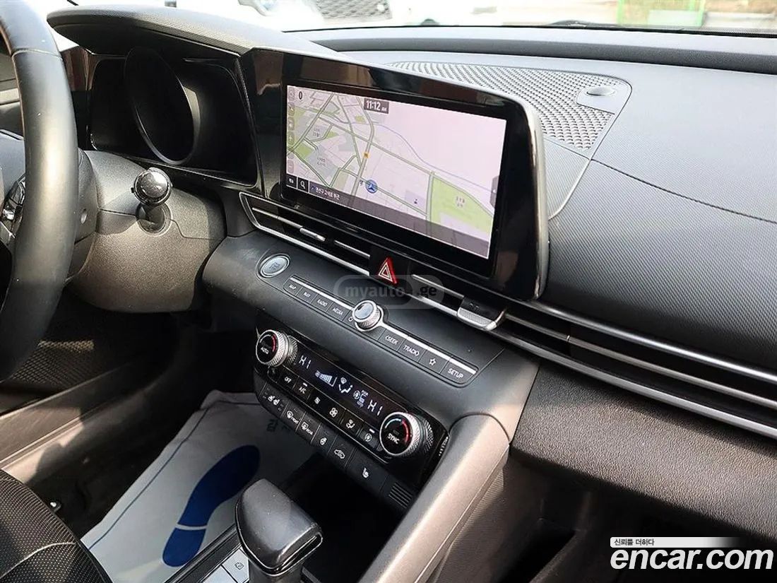 Hyundai Elantra - фото 9