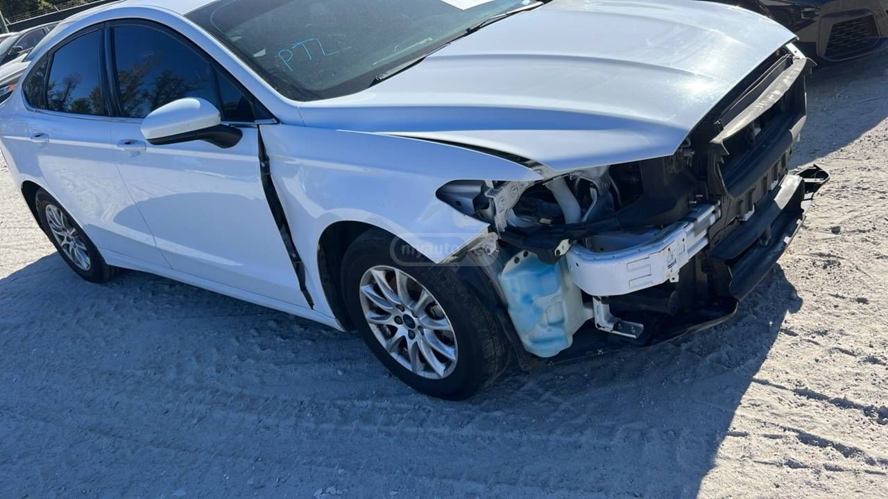 Ford Fusion - фото 8