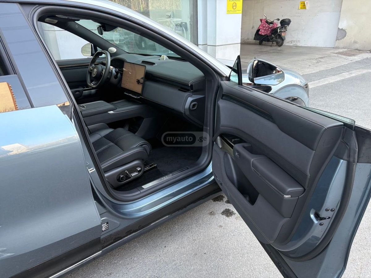 Zeekr  — миниатюра 9