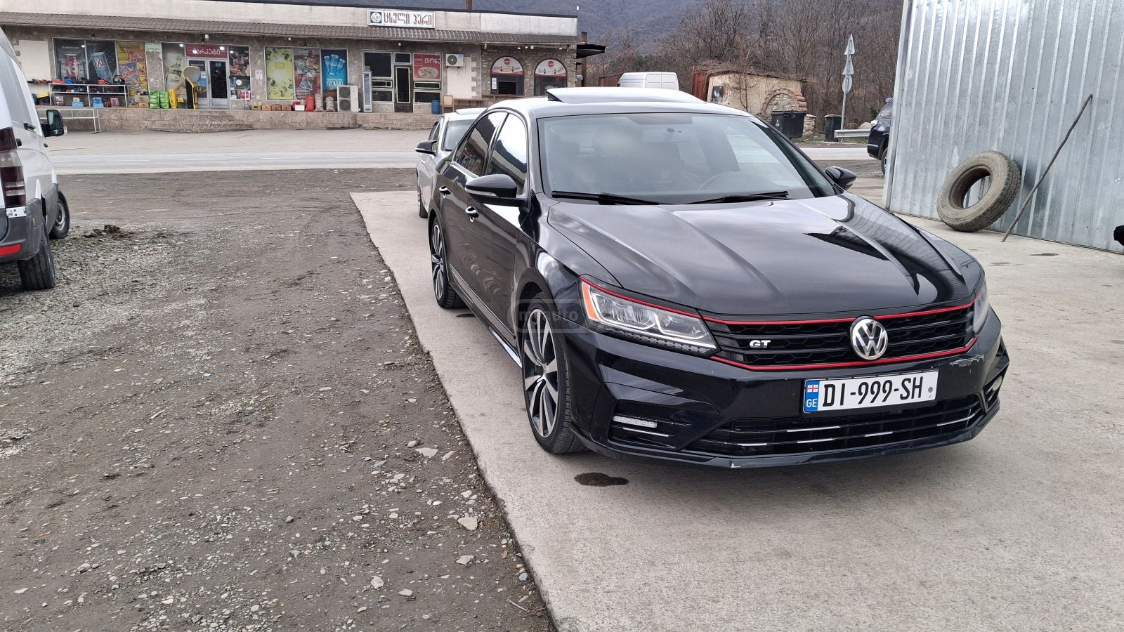 Volkswagen Passat - фото 1