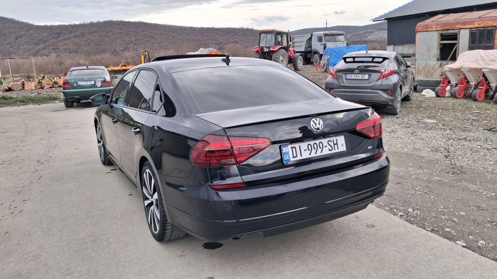 Volkswagen Passat - фото 13