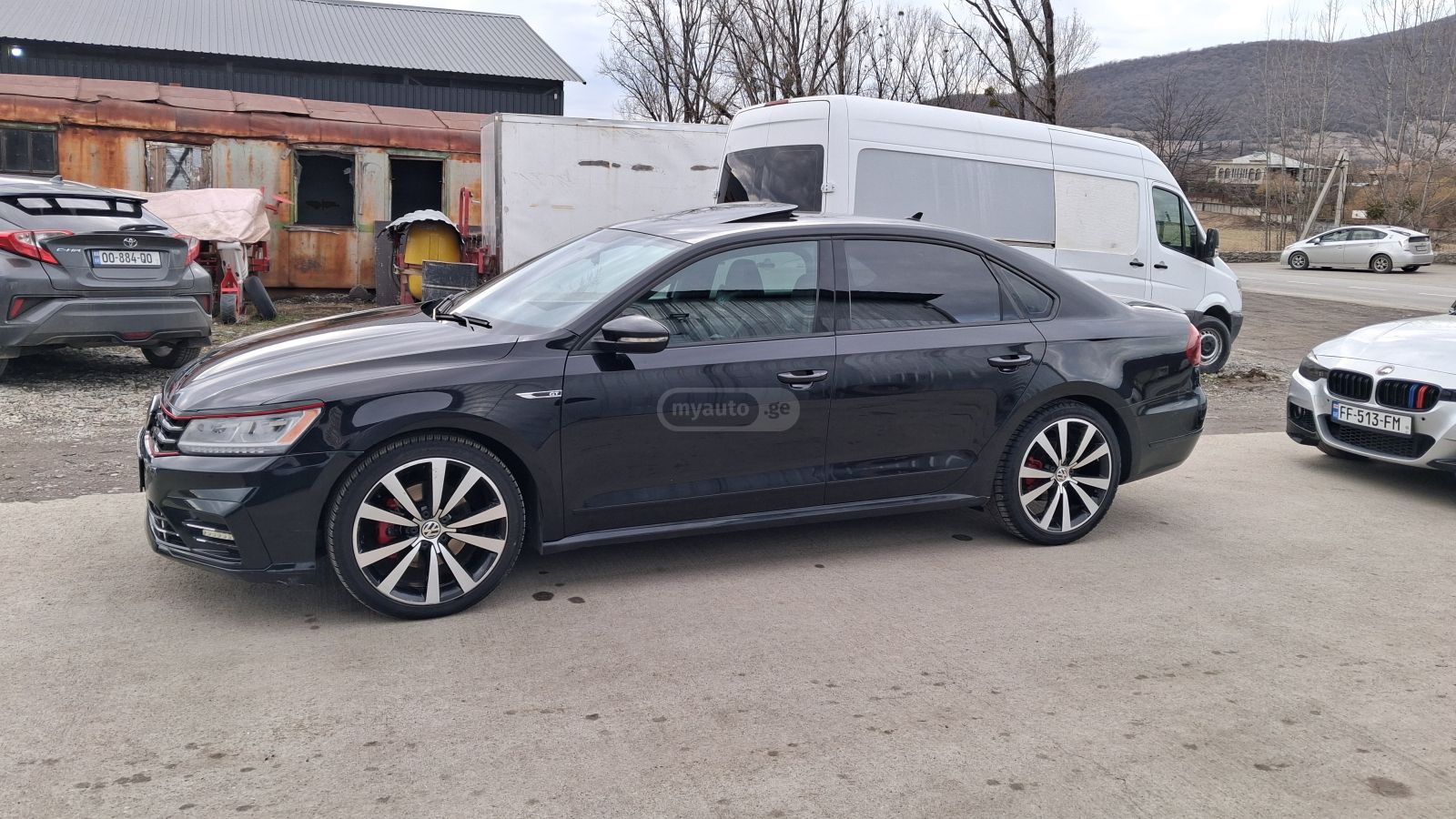 Volkswagen Passat - фото 2