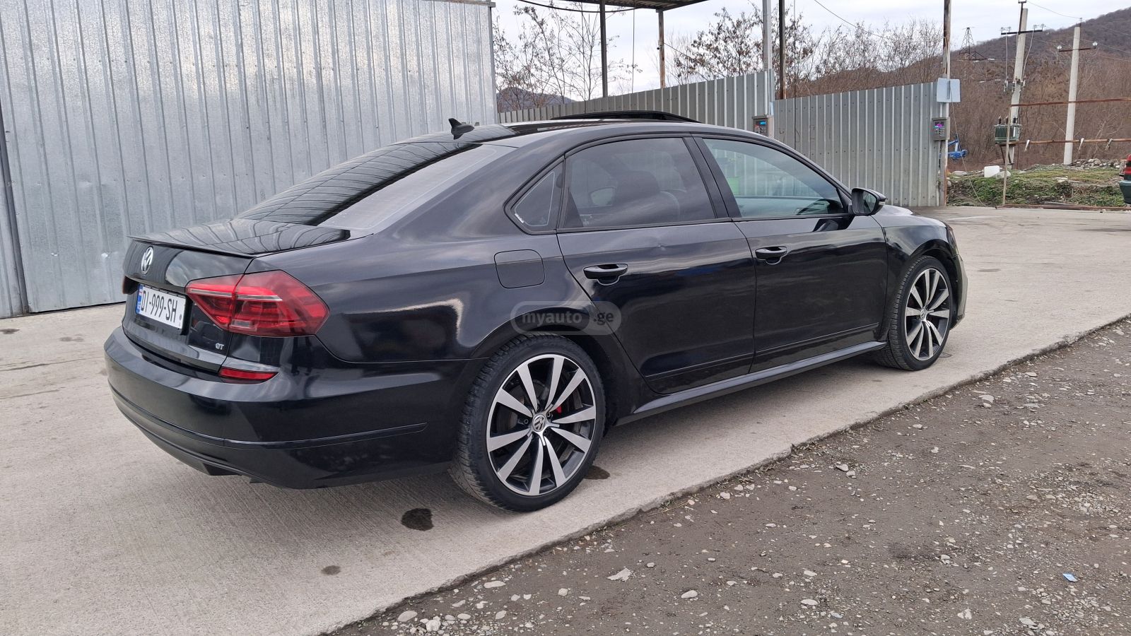 Volkswagen Passat - фото 6