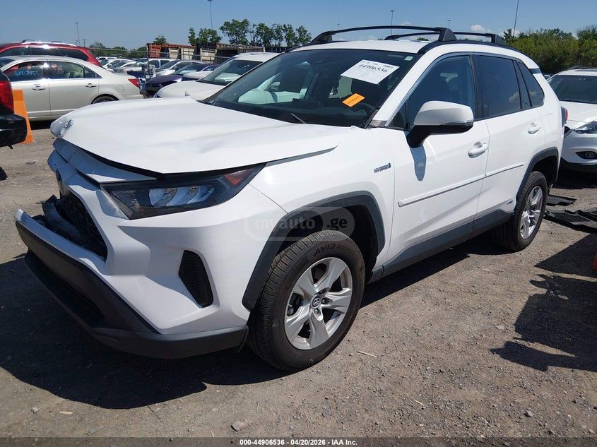 Toyota Rav 4 - фото 1