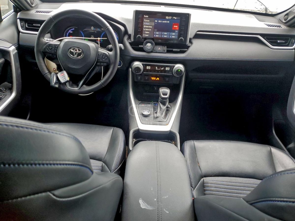 Toyota RAV 4 - фото 8