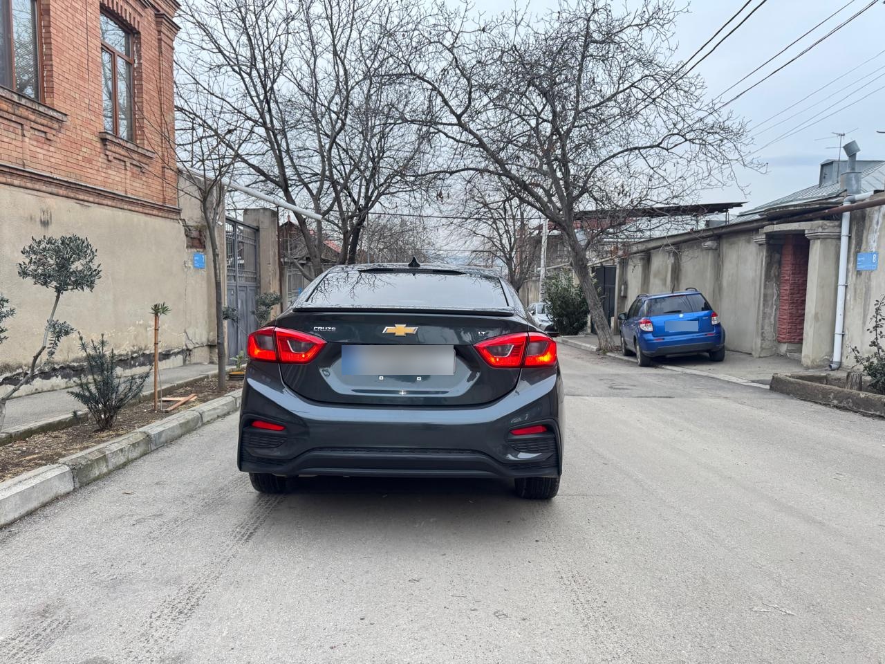 Chevrolet Cruze - фото 3