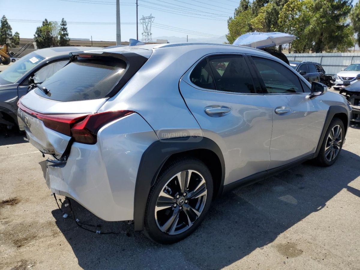 Lexus 300H — миниатюра 5