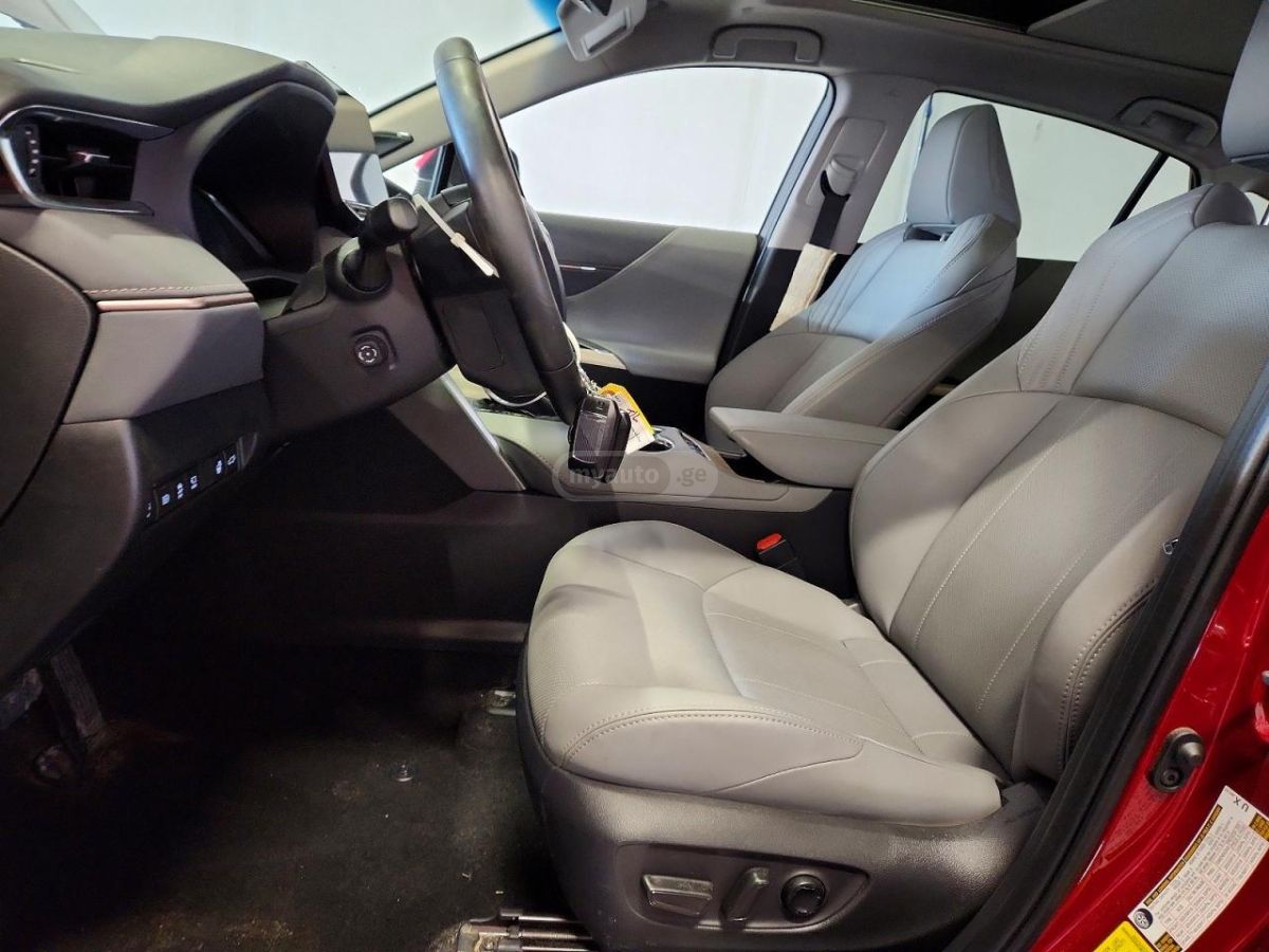 Toyota Venza 2024 — миниатюра 7