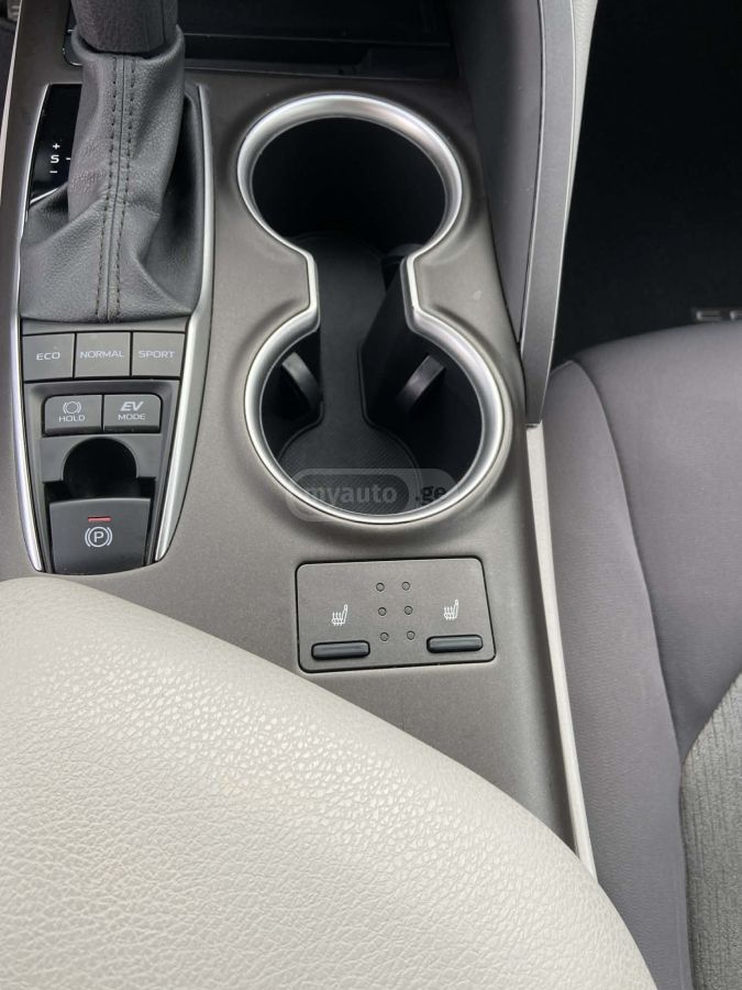 Toyota Camry - фото 11