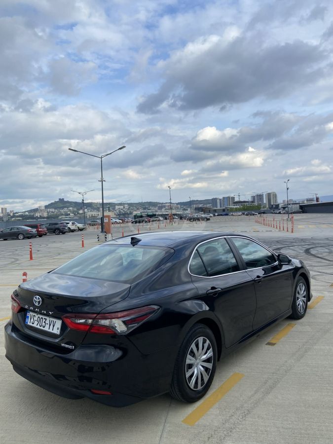 Toyota Camry - фото 4