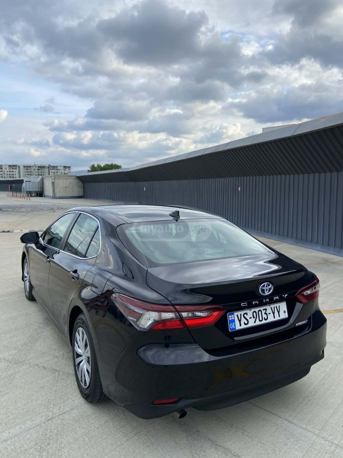 Toyota Camry - фото 5