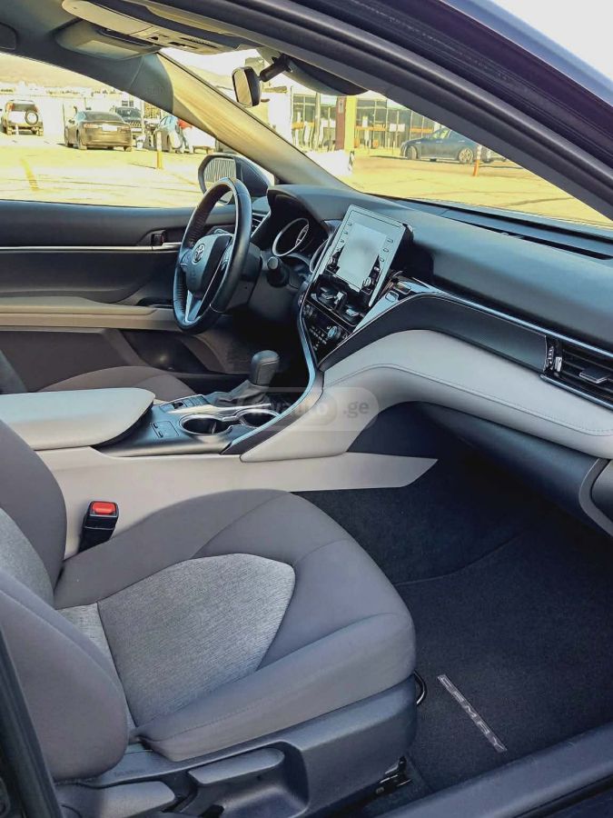 Toyota Camry - фото 7