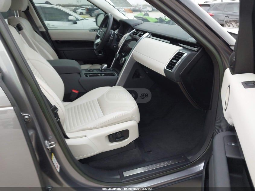 Land Rover Discovery 5 / LR5 2023 — миниатюра 5