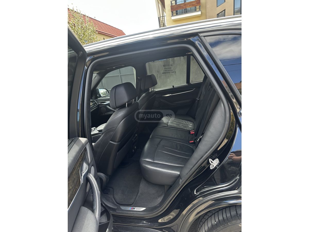 BMW X5 - фото 11