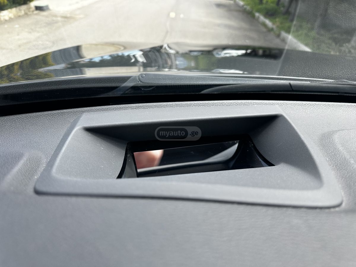 BMW X5 - фото 12