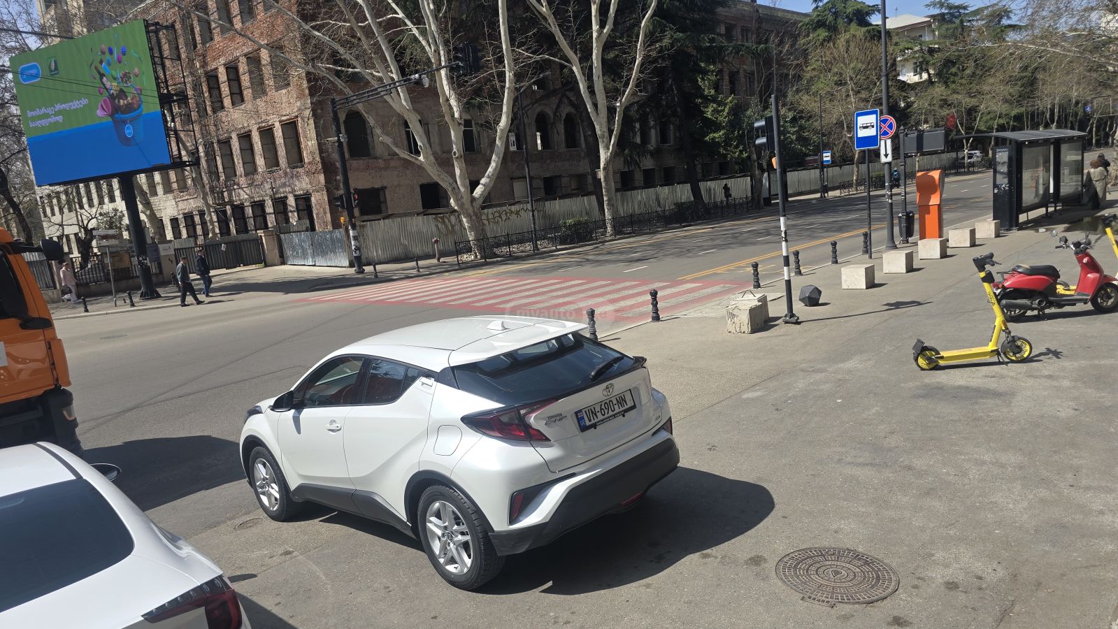 Toyota CHR - фото 8